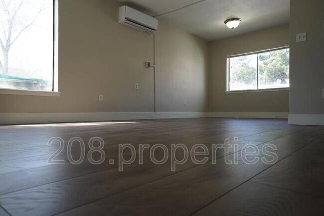 Foto del edificio - 2822 Rose Hill St