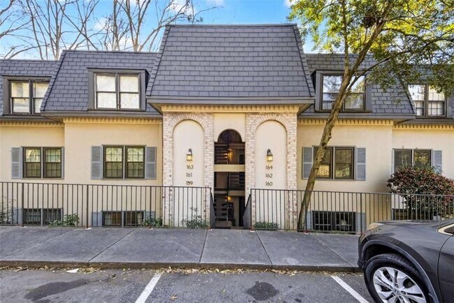 Building Photo - 159 Elysian Way NW