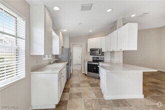 Building Photo - 7643 Novara Ct