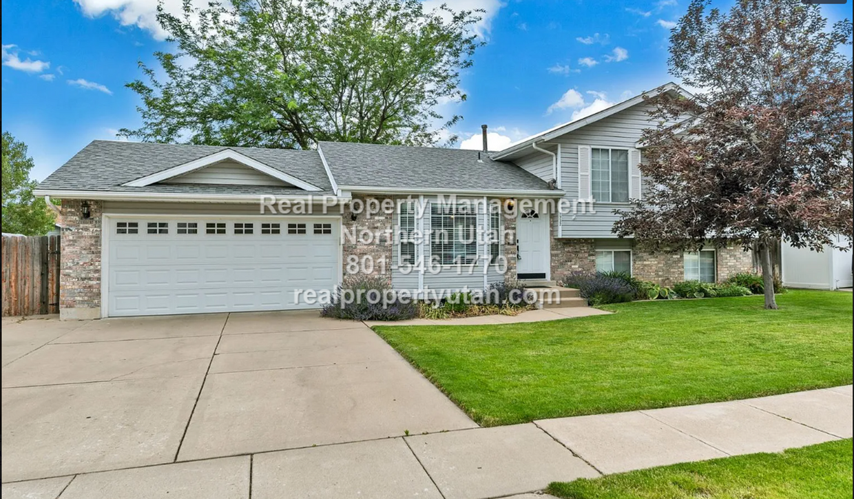 Foto principal - 5 Bedroom 3 Bath Pet Friendly Kaysville Home