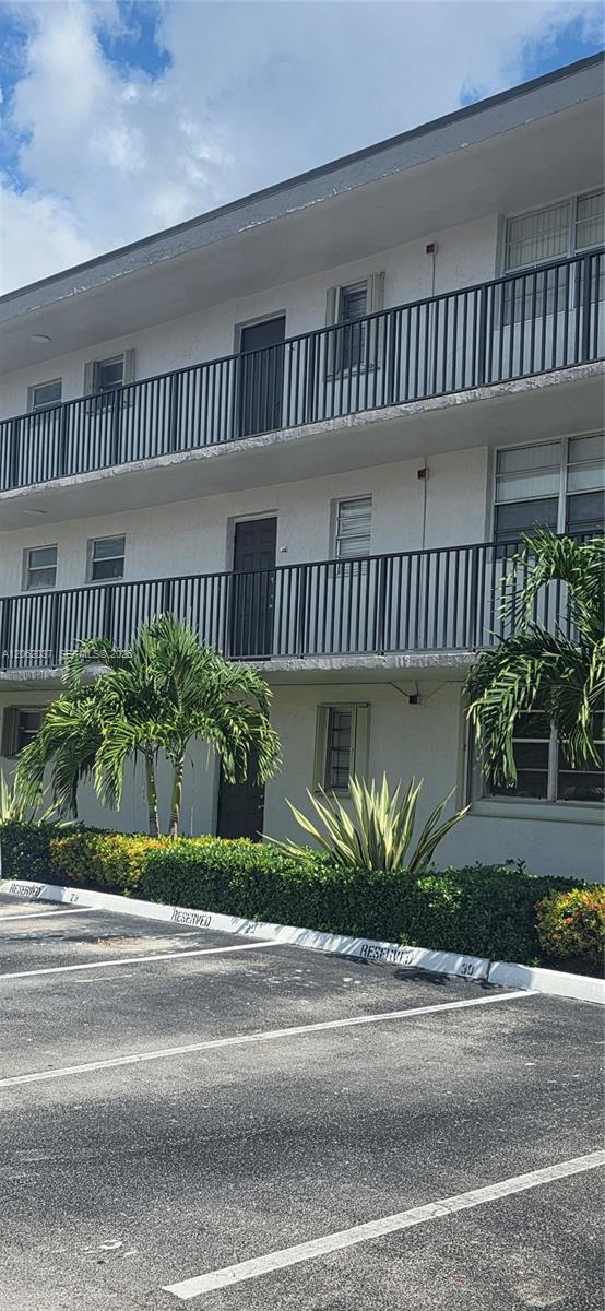 Foto del edificio - 14175 SW 87th St