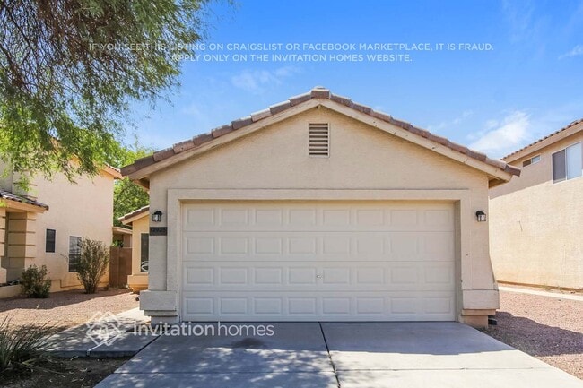 Building Photo - 12925 W Laurel Ln