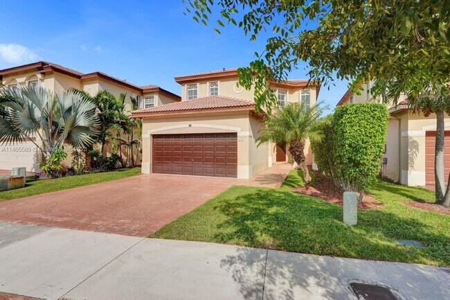 Foto del edificio - 4417 NW 113th Pl