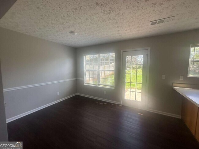 Foto del edificio - 6110 Flagstaf Walk