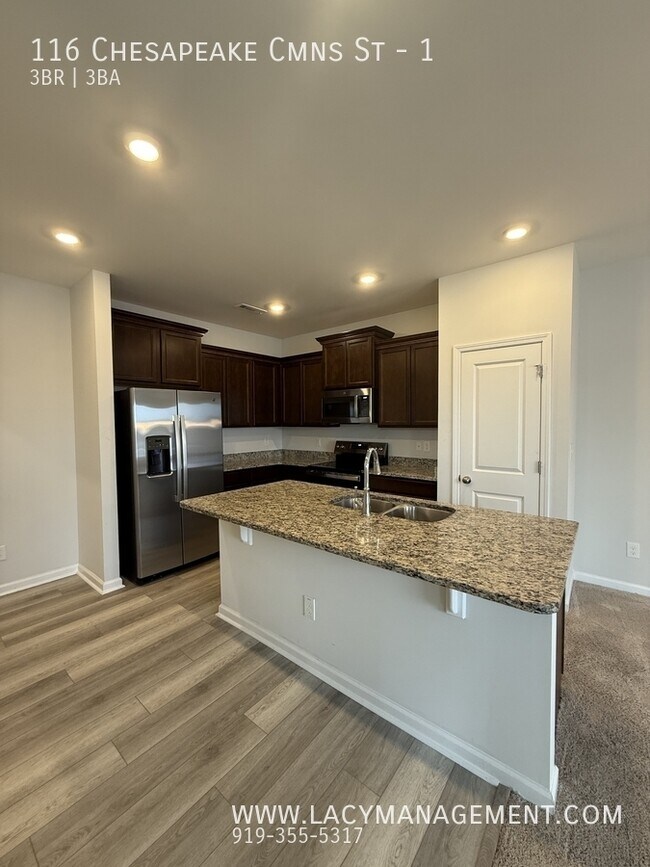 Foto del edificio - 116 Chesapeake Cmns St