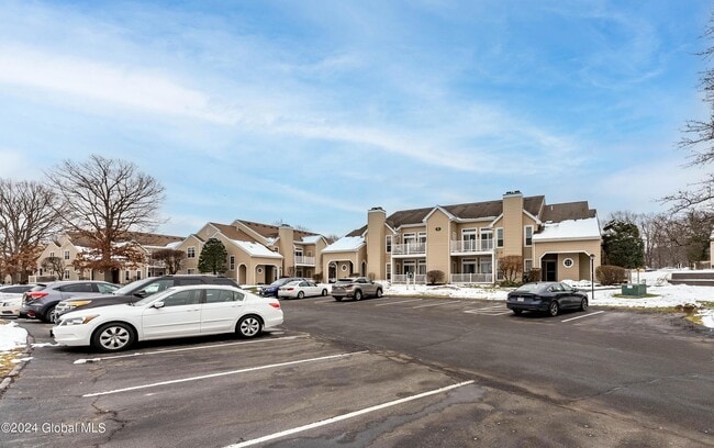 Building Photo - 822 Hampton Place Blvd