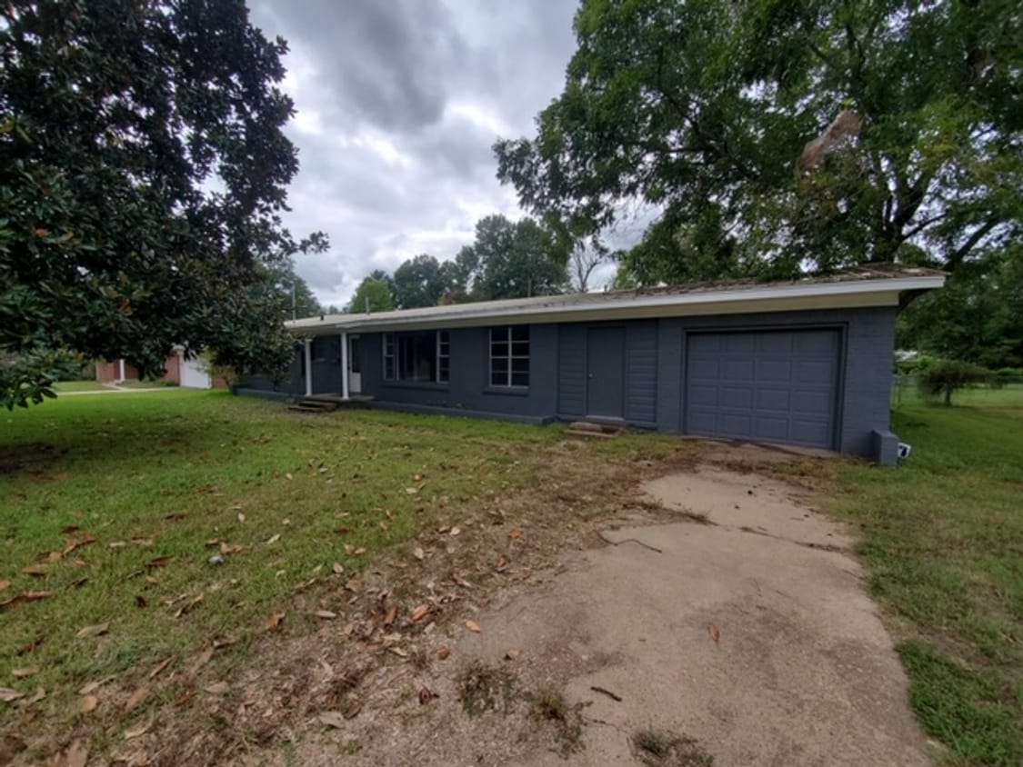 1405 Doris Dr, Sulphur Springs, TX 75482 House Rental in Sulphur