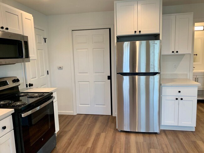 Building Photo - 1518 Costa Street