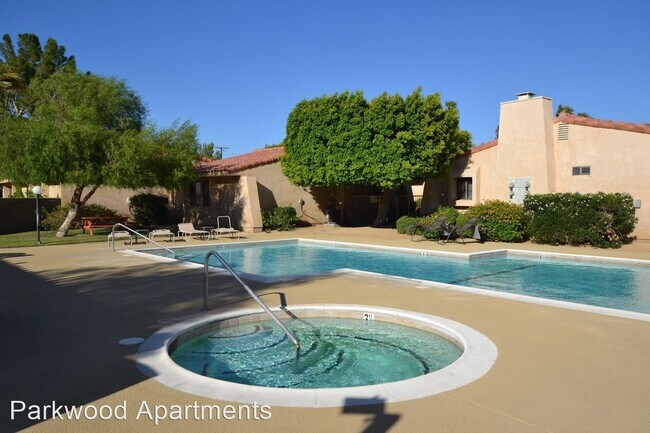Building Photo - 2636 N Indian Canyon Dr