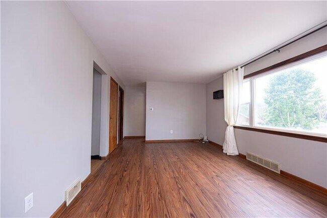 Foto del edificio - 31 Cedar Ave