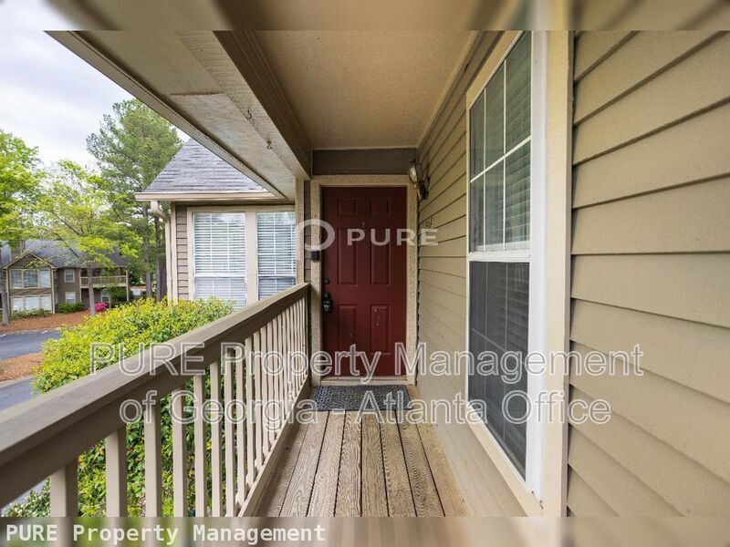 Foto principal - 2408 Country Park Dr