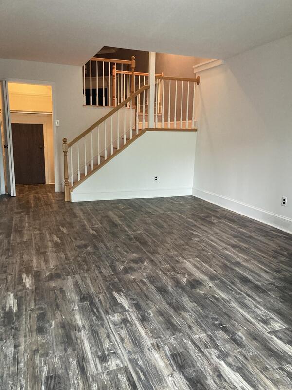 Foto del edificio - 5427 Pinehurst Dr