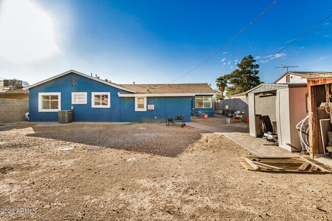 Foto del edificio - 5049 N 20th Ave