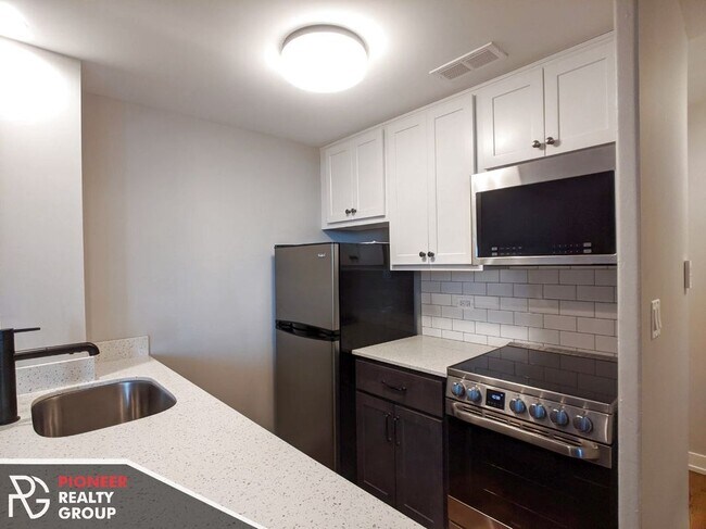 Foto del edificio - 5910 N Sheridan Rd