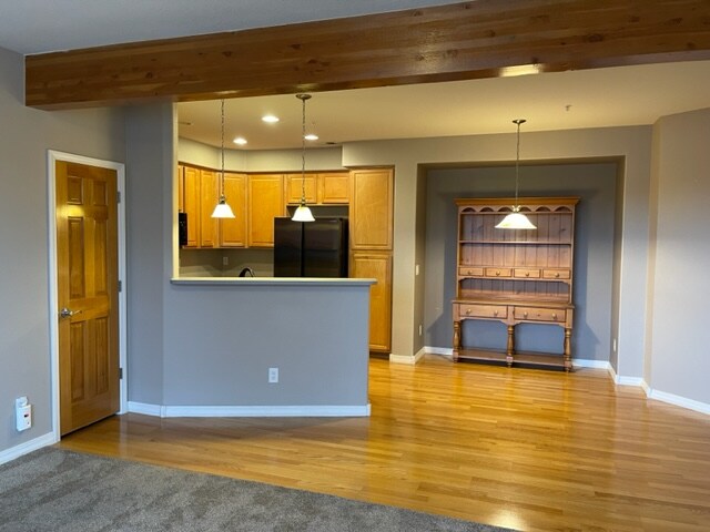 Building Photo - 5220 Boardwalk Dr