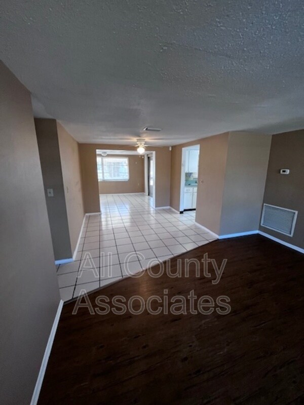 Building Photo - 5116 Chime Way