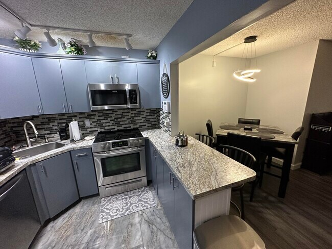Foto del edificio - 510 Shady Pine Way