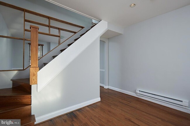 Building Photo - 964 Florida Ave NW