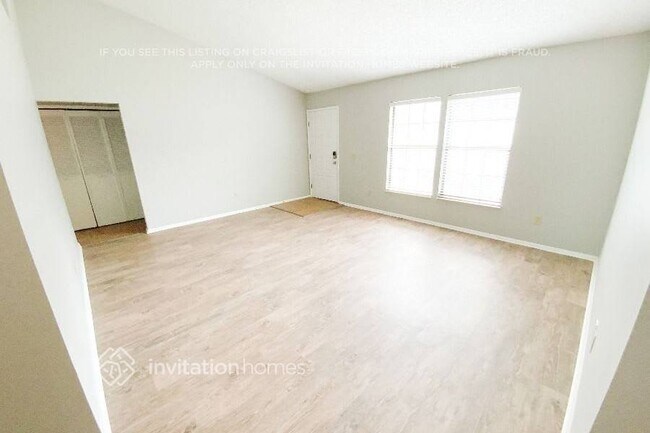 Foto del edificio - 11143 Stoney Point Ln W