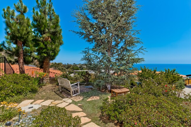 Building Photo - 18041 Blue Sail Dr