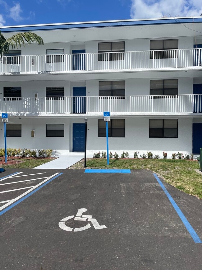 Foto del edificio - 5060 SW 64th Ave