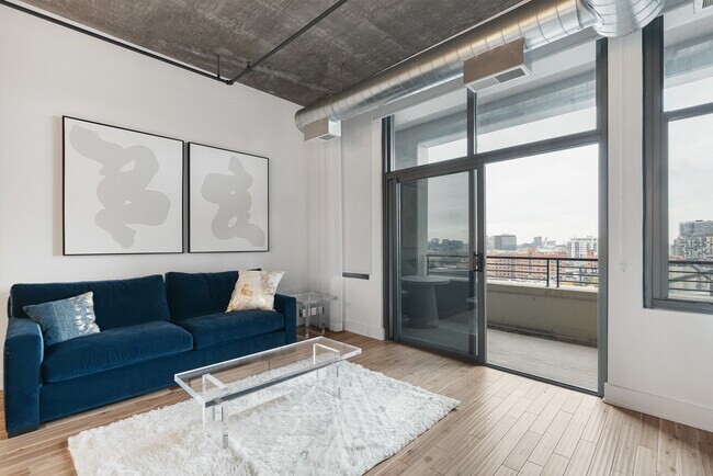 Foto del edificio - 900 N Kingsbury St
