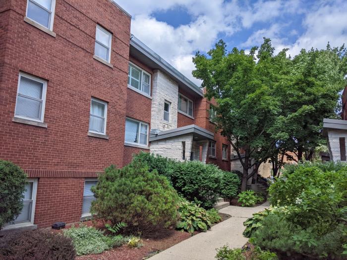 1 bedroom in Chicago IL 60645 Condo for Rent in Chicago, IL