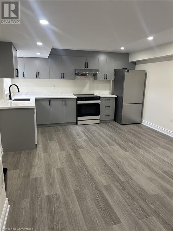 Building Photo - 55 Fairey Cres