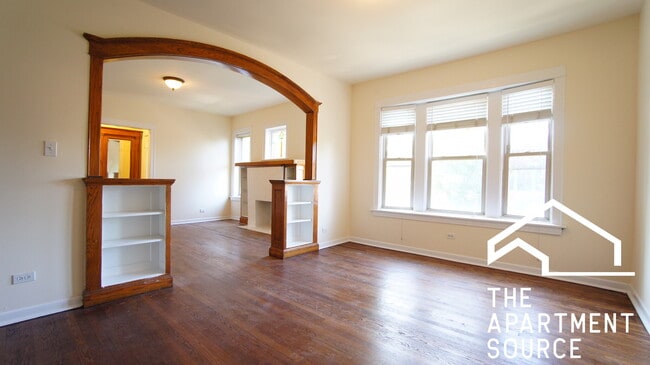 Building Photo - 3449 W Schubert Ave