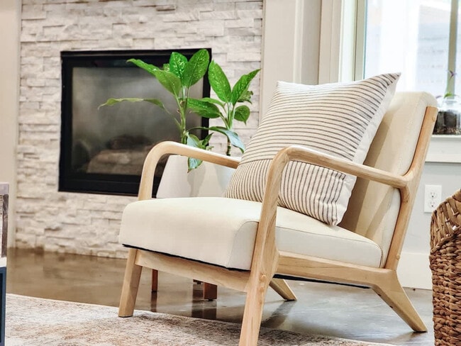 Building Photo - 803B Dawson Rd