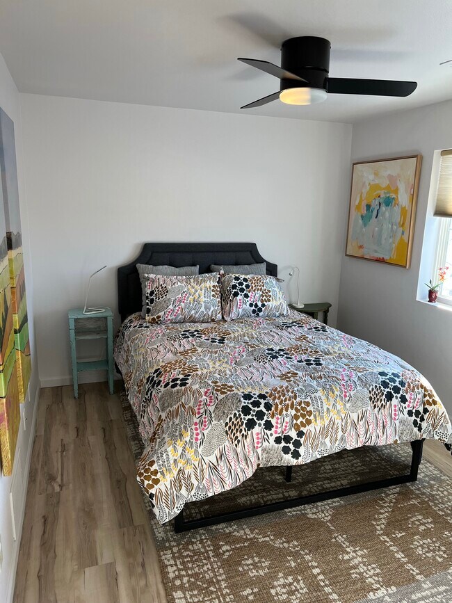 Habitación de invitados - 3505 Fallon St