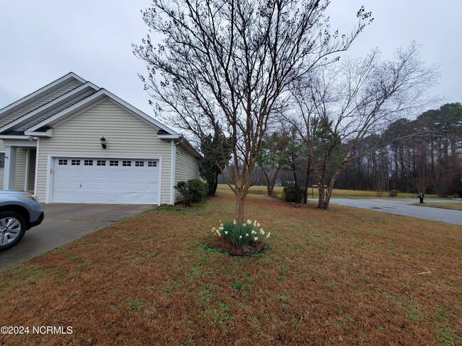 Building Photo - 2106 Braselton Dr