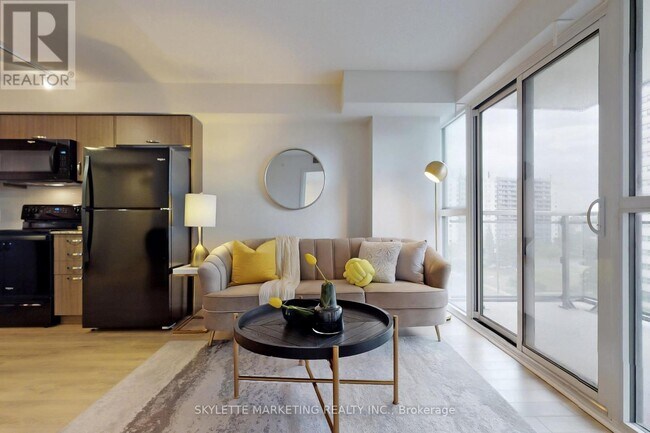 Photo du bâtiment - 30 Meadowglen Pl