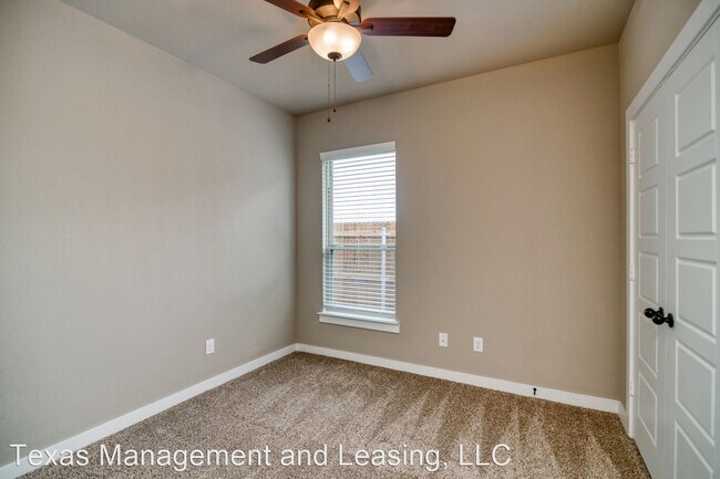 Foto del edificio - 3 br, 2 bath House - 745 Fallow Drive