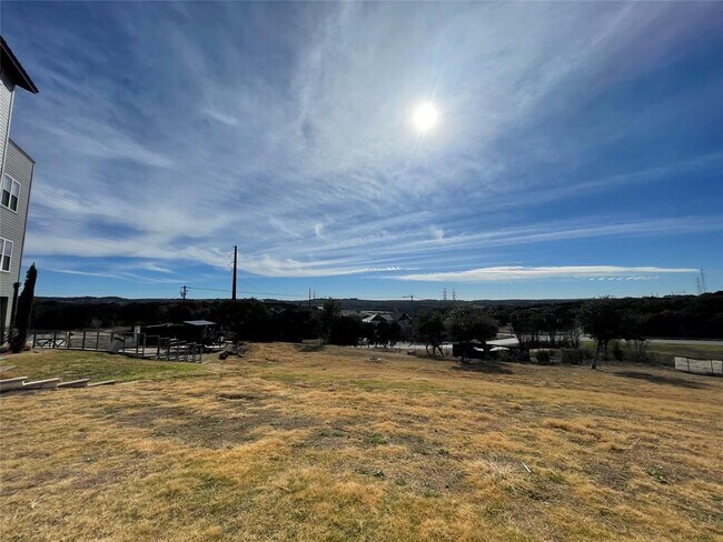 Foto del edificio - 4300 Mansfield Dam Rd