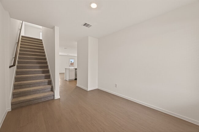 Building Photo - 2410 Cherry Ruby Dr