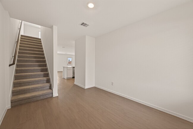 Foto del edificio - 2410 Cherry Ruby Dr