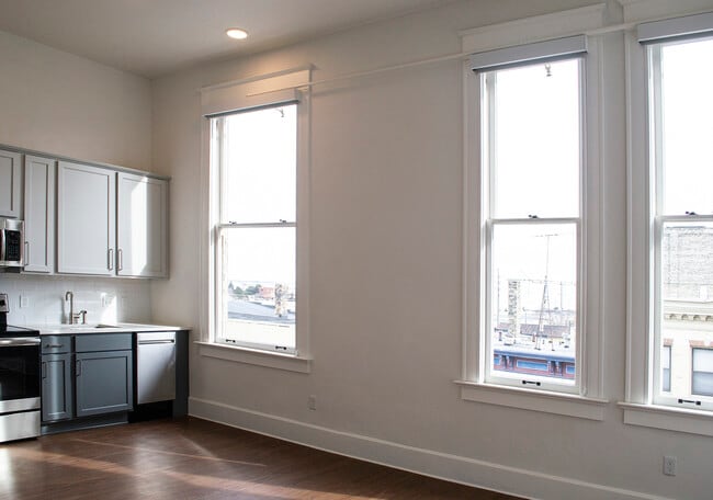 Building Photo - Historic Schuette Building Apartments
