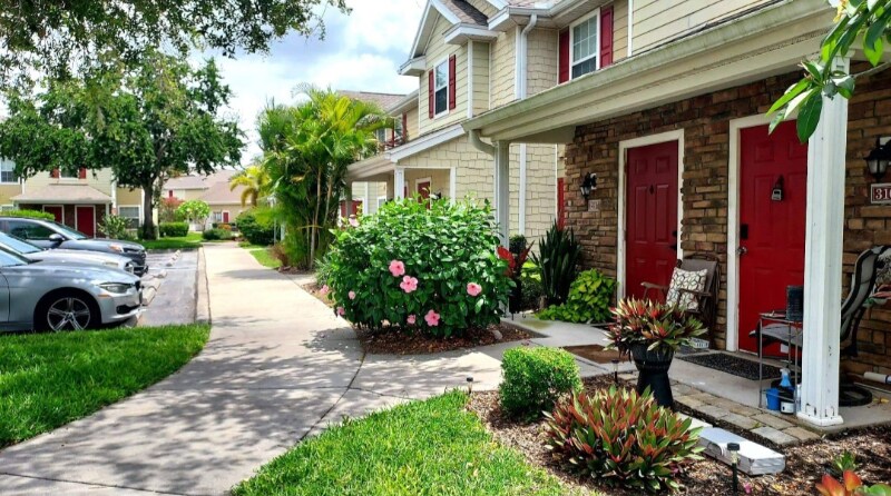 Foto principal - 4850 51st St W
