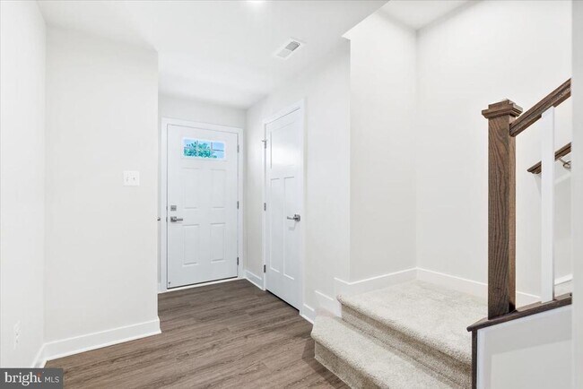 Building Photo - 1795 Atlas Dr