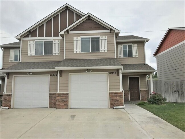 Foto del edificio - Luxury Townhomes