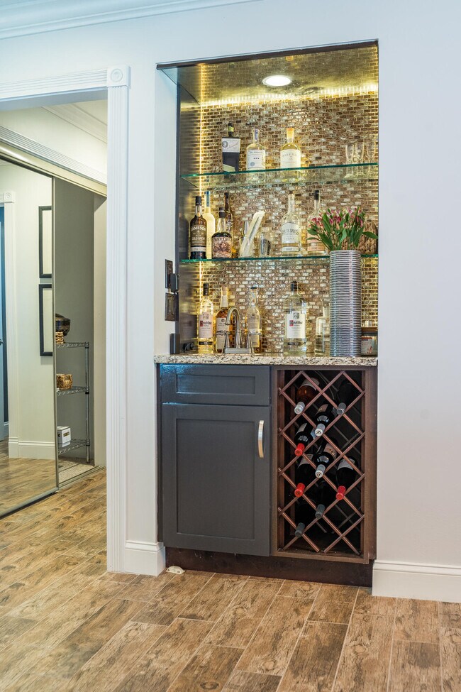 Foto del edificio - 13144 Eastpointe Way