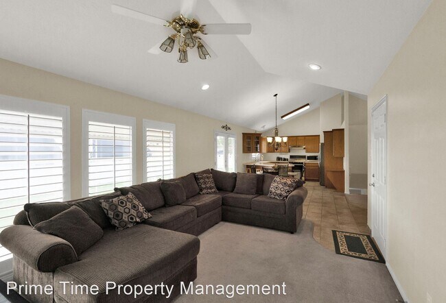 Foto del edificio - 5 br, 3 bath House - 344 S 900 W