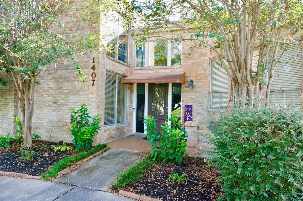 1407 Warwickshire Dr, Houston, TX 77077 House Rental in Houston, TX