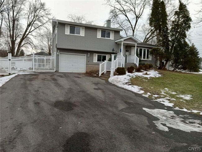 Foto del edificio - 2 Ilex Ln