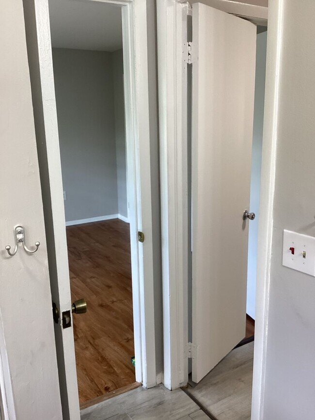 Foto del edificio - 3 Bedroom Ready for move in!
