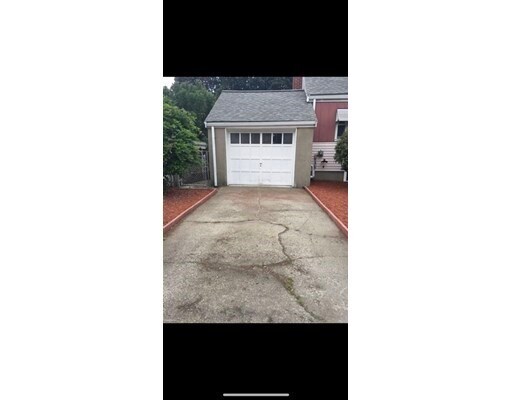Primary Photo - 406 Ferry St