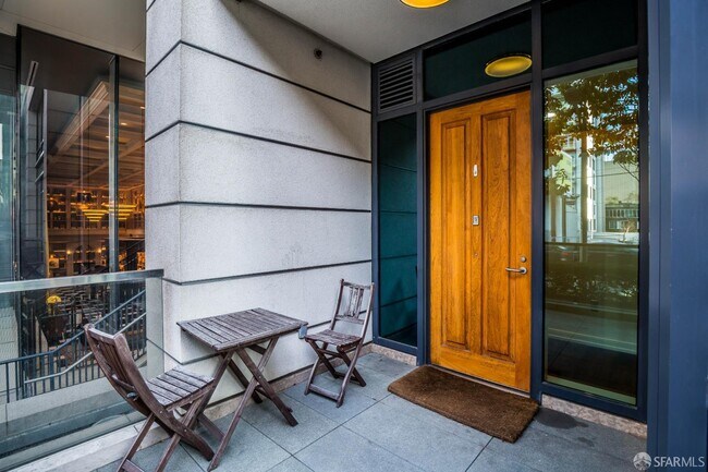 Building Photo - 489 Harrison St