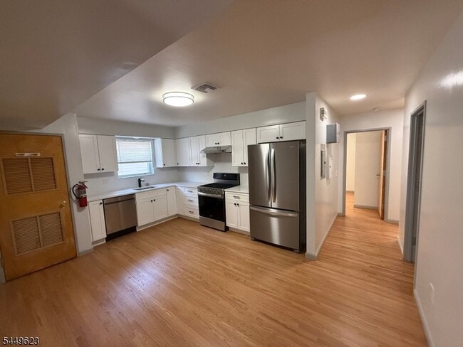 Photo - 8 Elm Street Unit Apartment
