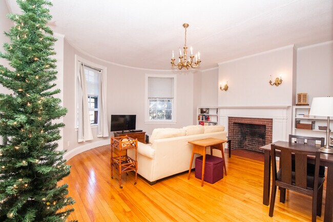 Foto del edificio - 1253 Beacon St